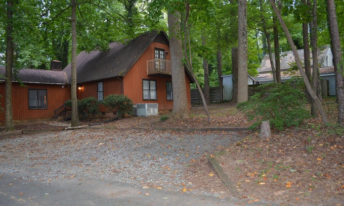 Winston - Salem House | Cozy Winston-Salem Vacation Cabin