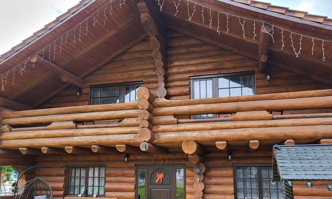 Vatra Dornei Ski Chalet | Cozy wooden chalet with Jacuzzi and Sauna