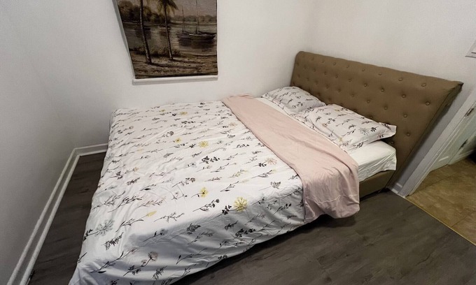 Alhambra House | Cozy1B1B Independent accessn