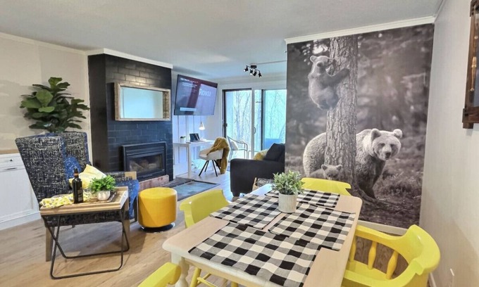 Central Vermont- Killington Condo | CozyCub- Location, Fireplace, Ski Off/Shuttle On.