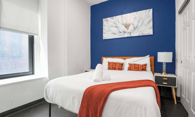 Cultural District Apartment | CozySuites Charming 1BR in Downtown Pitts #11