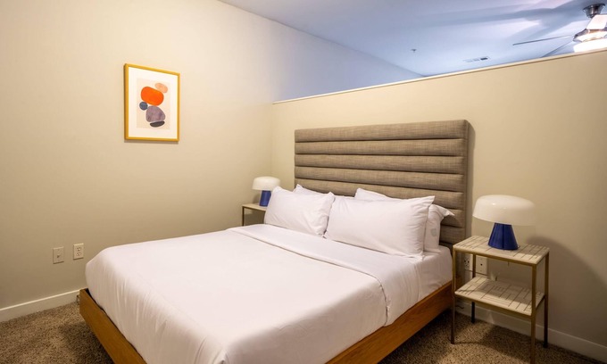Music Row Apartment | CozySuites MusicRow Astonishing SDO free parking23