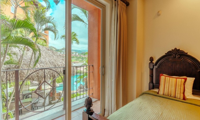 Herradura Apartment | CR Luxury Montebello 1D 3 Bdrm