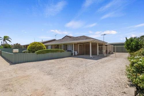 Ardrossan House | Crab Shack