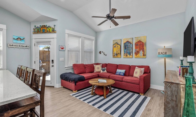 Corolla Light Condo | CrabaCabana in the Center of Corolla.a Sound to Sea Sanctuary