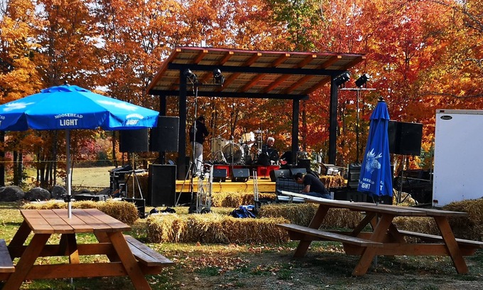 Central Hainesville Hotel | Crabbe Mountain Inn