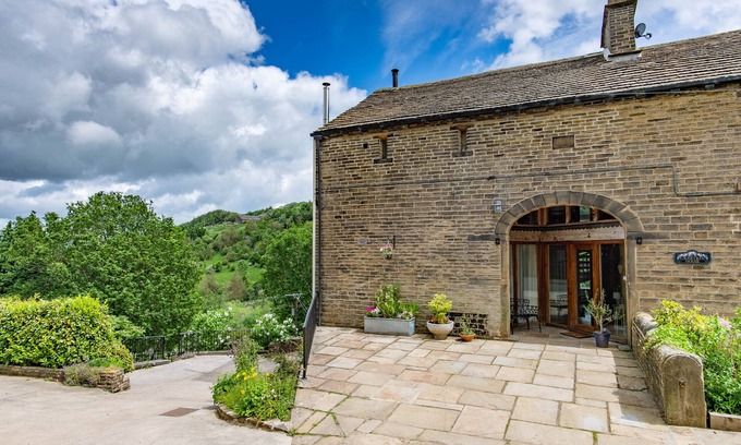 Ainley Top House | Crabtree Barn: Countryside Retreat with Views