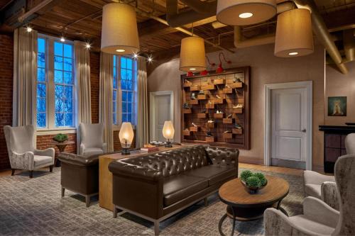 Central Business District Hotel | Craddock Terry Hotel, Lynchburg, a Tribute Portfolio Hotel