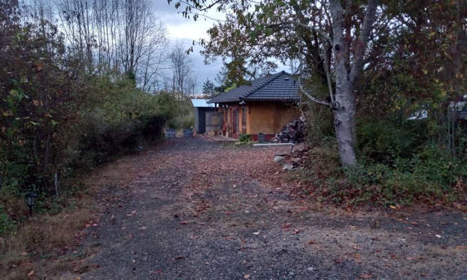 Port Townsend Cottage | Crafted Cozy Cottage In Town