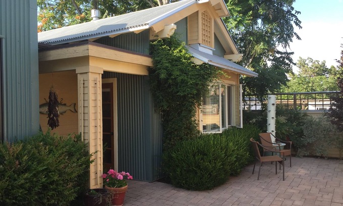 Clarkdale Cottage | Craftsman Detached Casita