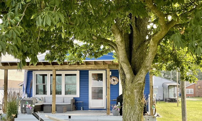 Bass Lake House | Crane Cottage