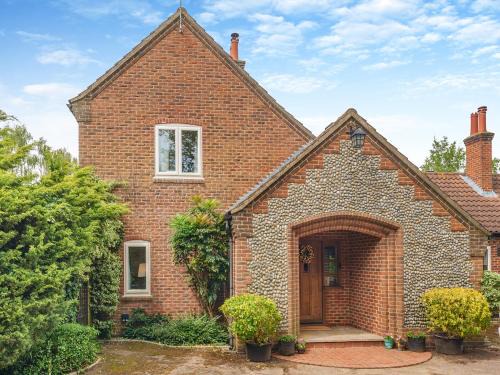 Tilney Fen End House | Cranny Hill