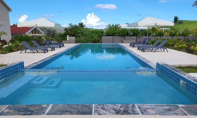 Mamora Bay Resort | Crawlbay Suites Hotel