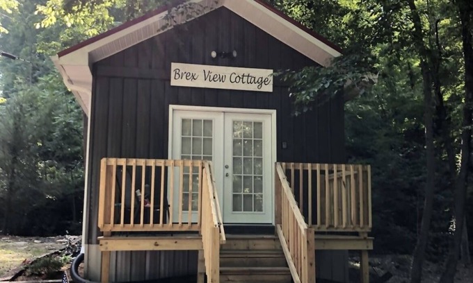Hendersonville Cabin | Creek and Fire Pit!