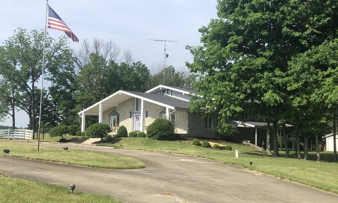 Delaware County Other | Creek House On Burton Farm