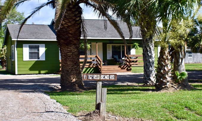 Cedar Lane House | CREEKFRONT HOME, LIGHTED PIER, FENCED YARD