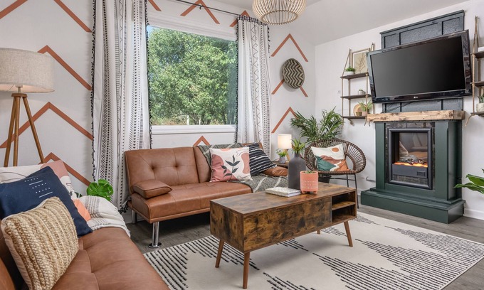 Sale Creek House | Creekside Bungalow nestled in natures finest