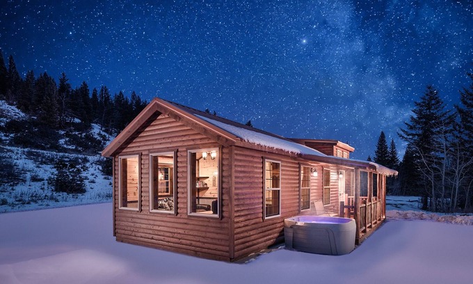 Big Timber Cabin | Creekside Cabin - Cute Log Cabin on Big Timber Creek in the Crazy Mountains!