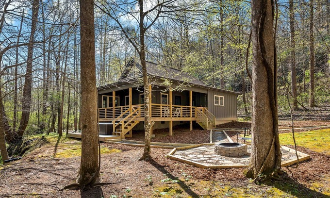 Lake Lure House | Creekside Cottage - Hot Tub, Creek, Fire Pit!
