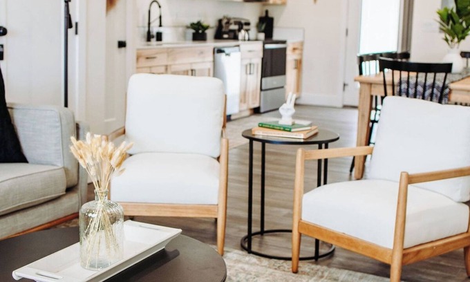 McCammon House | Creekside Rentals Aspen- views, hot springs, and space!