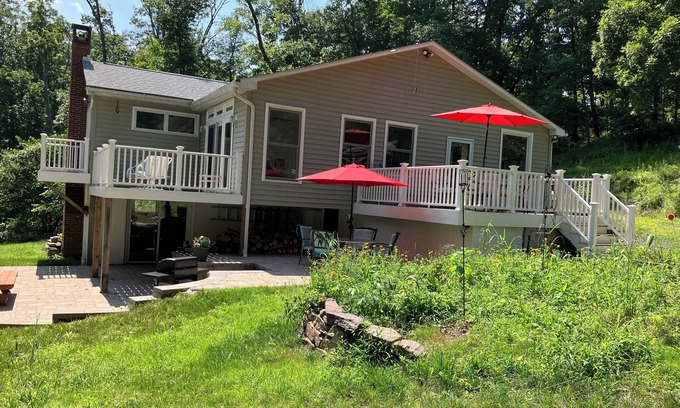 Woxall House | Creekside Retreat-spacious cottage nestled in the wildflowers and lush woods