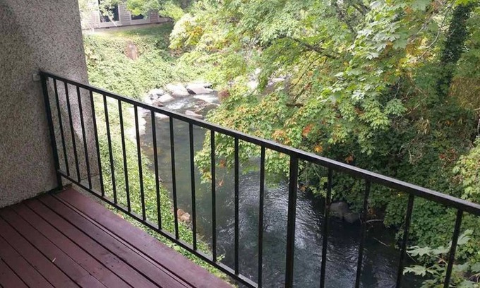 Central Area Condo | Creekside View - Large 2 Bedroom 2 Bath Condo Over 1050 SF!