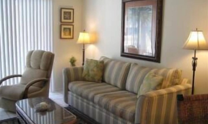 Crescent Beach Condo | Crescent Beach D-10 Four Wind Condo