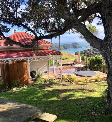 Ostend House | Crescent Villa - Stay Waiheke