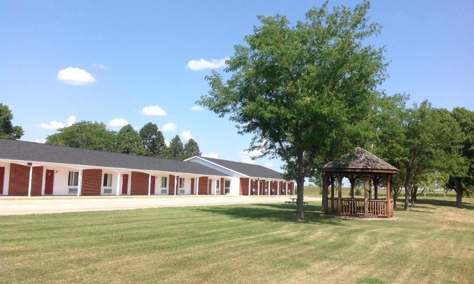 Williamsburg Hotel | Crest Country Inn