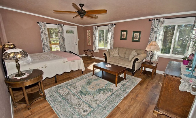 Crestone House | Crestone Casitas: Suite #4
