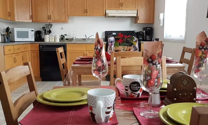 Chapleau House | Crestview Guest House - Crestview House - Standard Room B12
