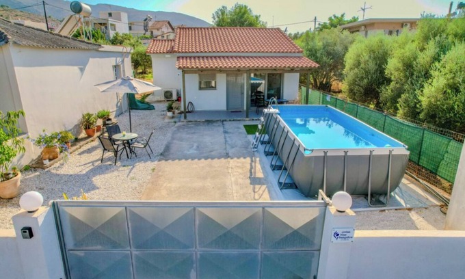 Sternes House | Cretan Blue Bungalow Chania Crete