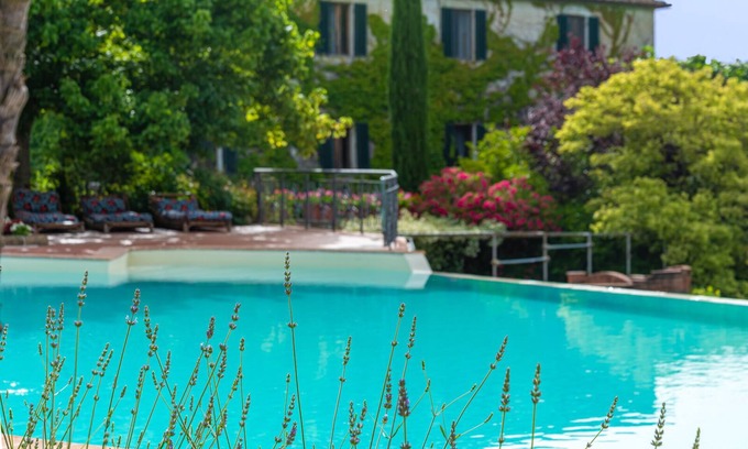 Murlo Apartment | Crevole Apartment in a Historic Estate near Siena with swimmingpool