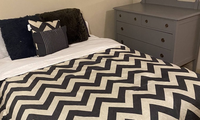 Thunder Bay House | Crew House Sleeps 8 With On Site Parking