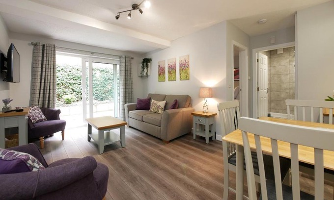 Crewe Apartment | Crewe Short Lets 4 Victoria Court, Crewe