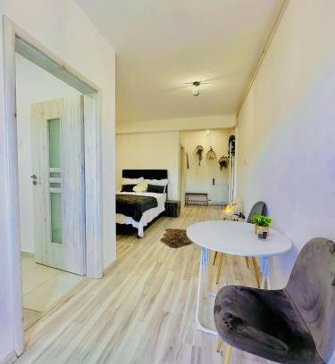 Bragadiru Apartment | Crina Studio