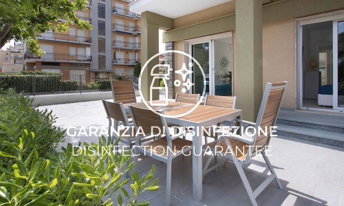 San Bartolomeo al Mare Apartment | Cristoforo Colombo 12 INT 2A