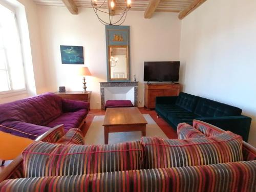 Malaucene House | Croassecorbeau Maison de Famille au pied du Ventoux