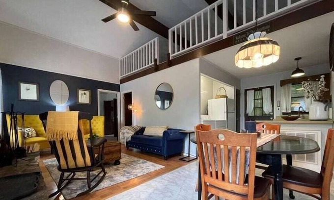 Charter Hills Cabin | Crockett Beech House/Pet Friendly