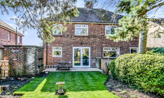 Hull Road House | Crocus House sleeps 5