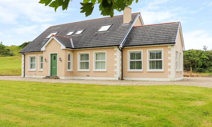 Donegal House | CROGHAN, pet friendly, with open fire in Portsalon, County Donegal