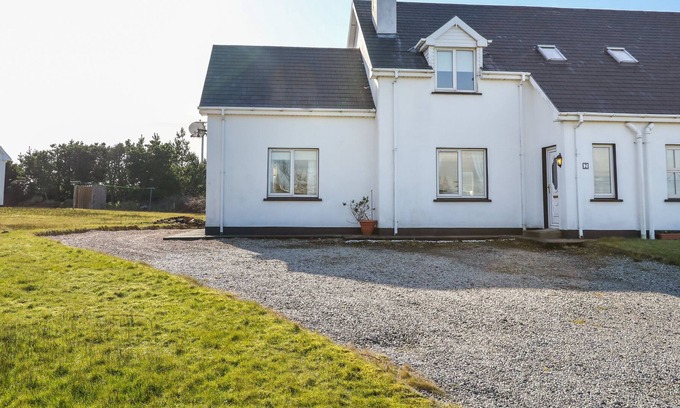 Brinlack House | CROI NA GAELTACHTA, pet friendly in Derrybeg, County Donegal