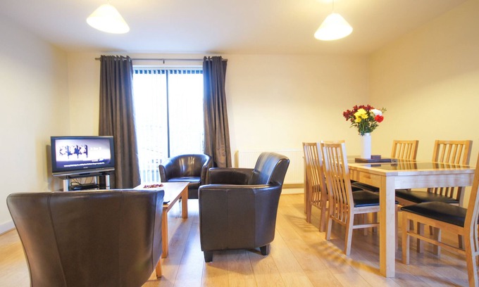 Wood Green Apartment | Crompton Court