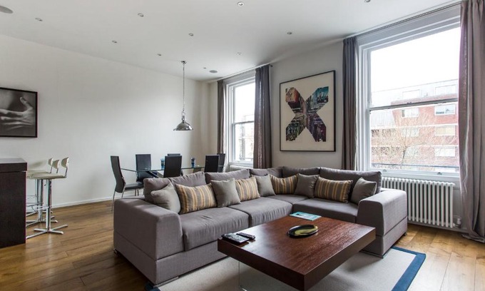 Kensington Apartment | Cromwell Road II by Onefinestay