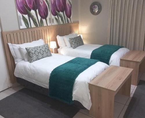 Kimberley House | Cronin Luxury accommodation Room 4