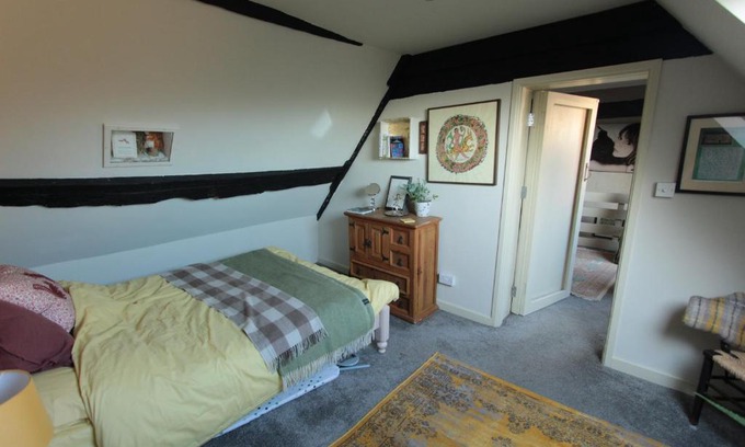 Wrington House | Cross Cottage