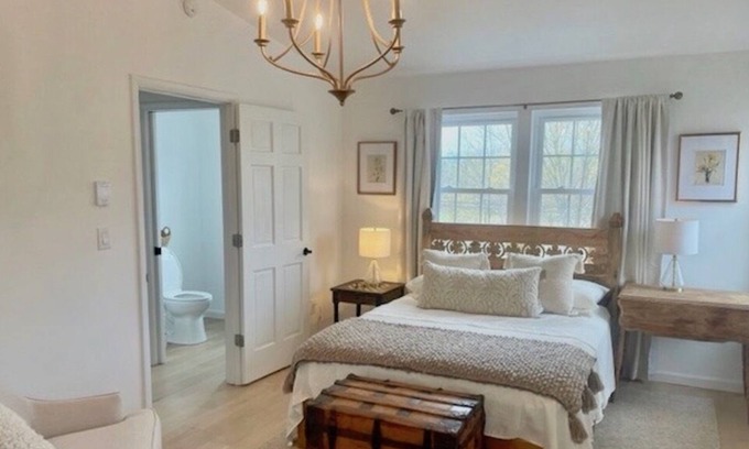 Jewett House | Crossroads Farm House