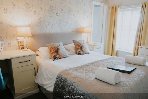 Brisco House | Crossroads House