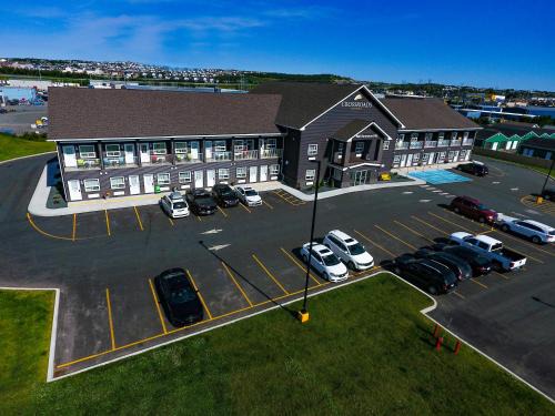 Paradise Hotel | Crossroads Inn & Suites