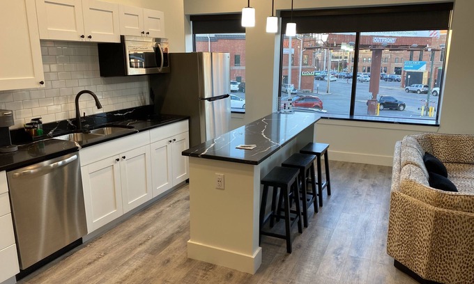 Westside North Condo | Crossroads Walkable with GREAT kitchen/living area
